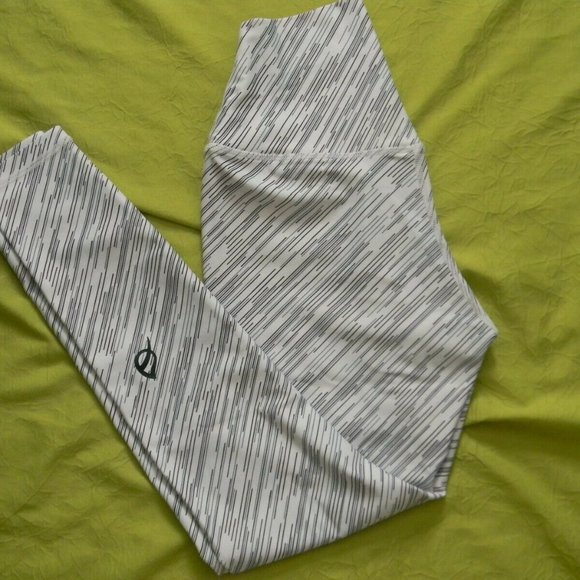 Ptula Desa'ree II Swift Legging 23" Size Small S - Picture 3 of 4